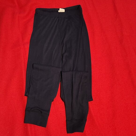 Black underlayer - Picture 2 of 3